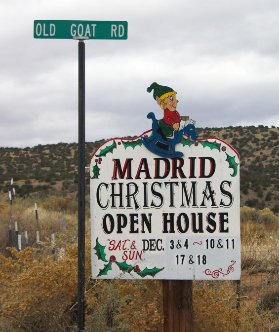 Madrid Christmas announcement sign